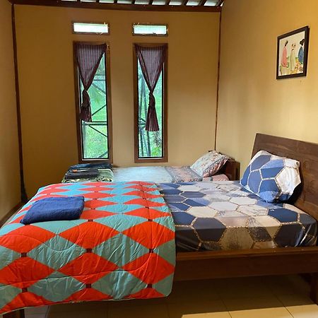 Sanggar Pantcha Indra Guest House Kemuning Luaran gambar