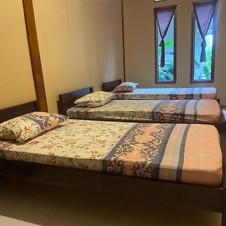 Sanggar Pantcha Indra Guest House Kemuning Luaran gambar