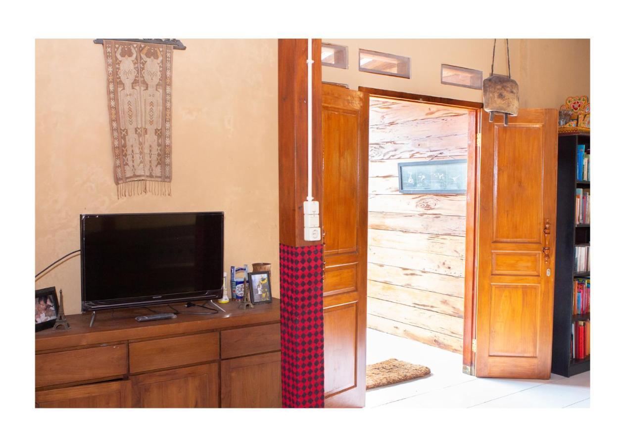 Sanggar Pantcha Indra Guest House Kemuning Luaran gambar