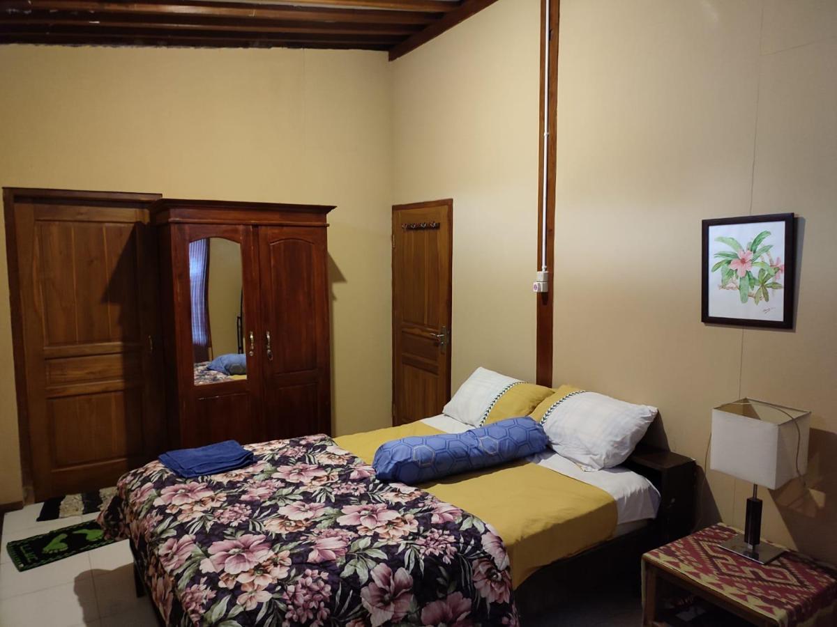 Sanggar Pantcha Indra Guest House Kemuning Luaran gambar